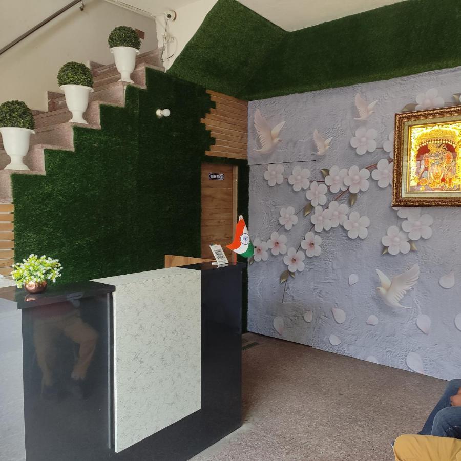 Devi Residency - Near Prem Mandir Bankey Bihari Vrindāvan Exterior photo
